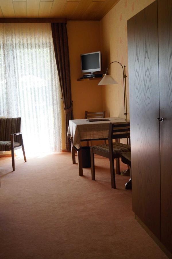 Cafe Best Gästezimmer Bullau Exterior foto